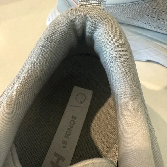 Hoka Women's Athletic Shoe size 7B in Gray and Coral in style W Bondi 8 - Picture 5 of 9
